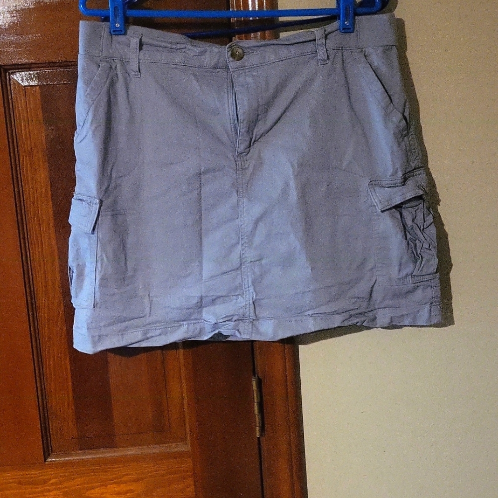 16 medium gray wore once